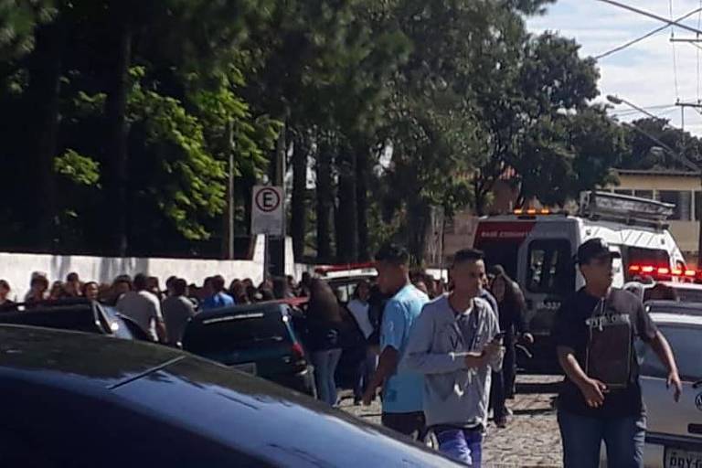 Atirador invade escola em Suzano, em SP, mata diretora e dispara em crianças