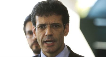 Ministro do Turismo, Marcelo Álvaro Antônio, causou confusão em aeroporto de Brasília