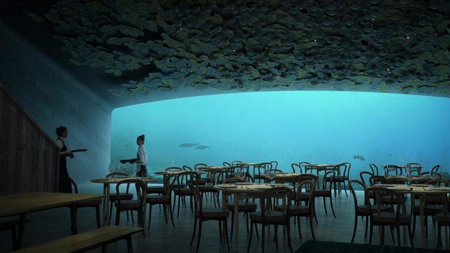 Interior do restaurante Under,  o primeiro restaurante submerso da Europa