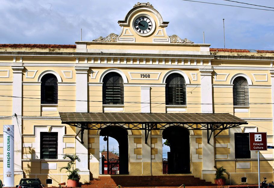 A antiga Estação Ferroviária de São Carlos abriga hoje o Museu São Carlos