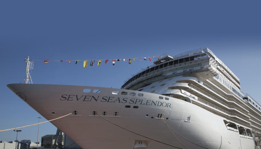 O navio Seven Seas Splendor, da armadora Regent Seven Seas Cruises