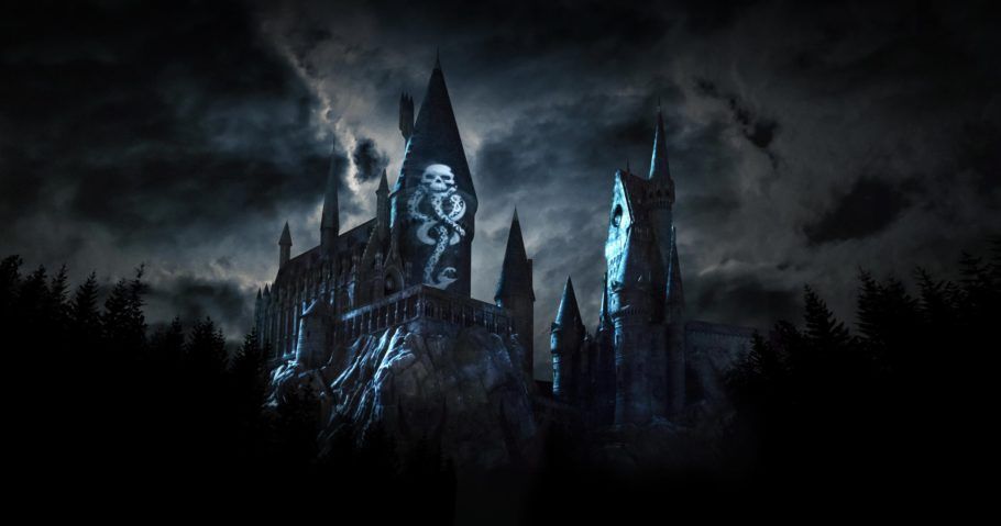 Castelo de Hogwarts, nas áreas temáticas de Harry Potter, será tomado por projeções sombrias