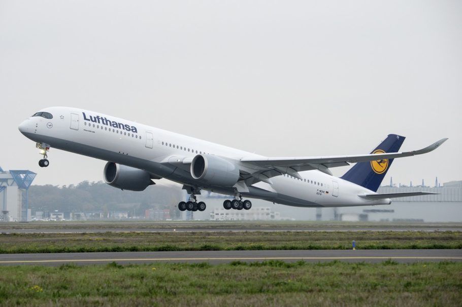 O Airbus A350-900 da companhia aérea alemã Lufthansa