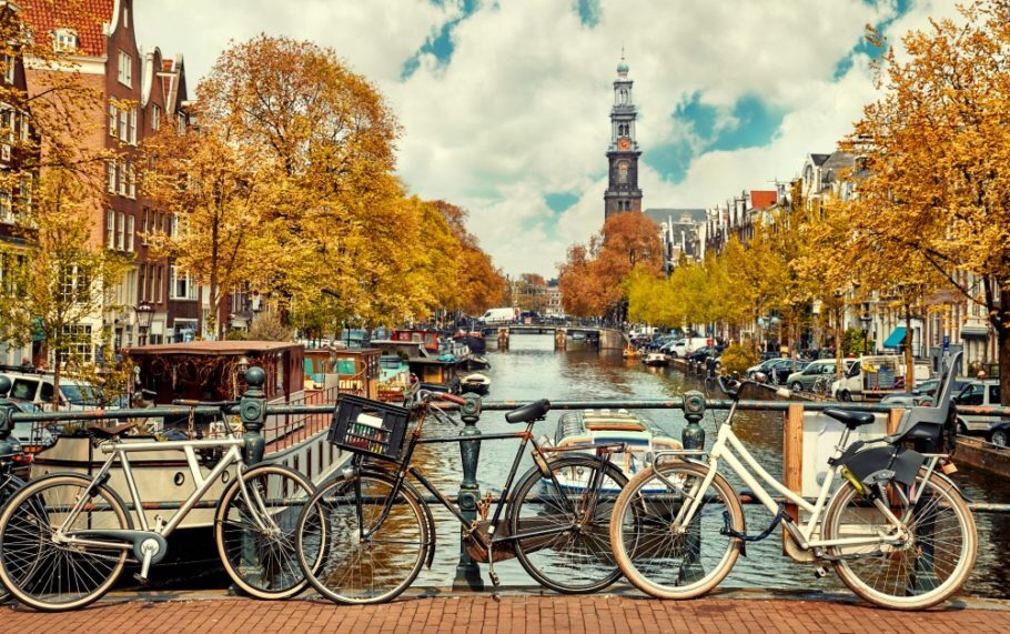Amsterdã, na Holanda, é uma das capitais mais ecléticas do mundo