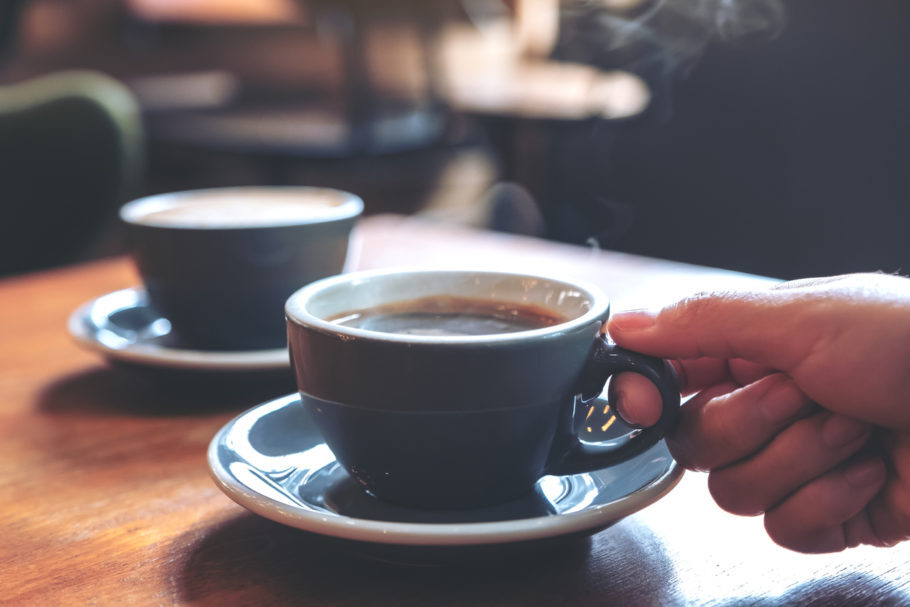 Estudo apresenta dose segura de café por dia