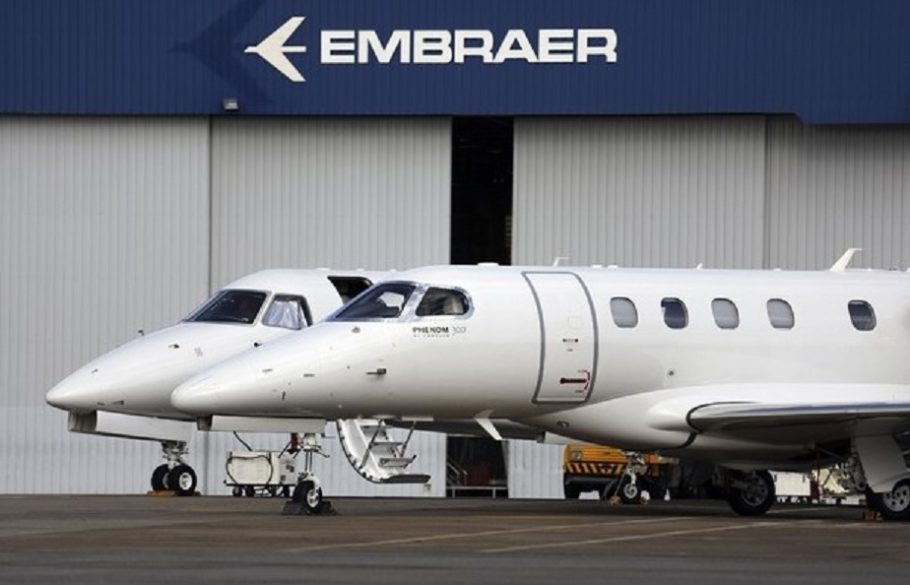 A Embraer é a principal fabricante de jatos comerciais com até 150 assentos