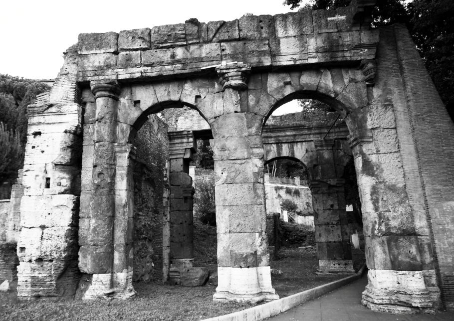 Ruínas da era do Império Romano, em Roma