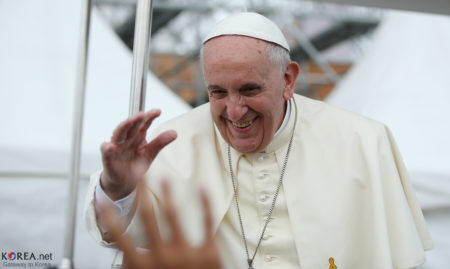 Papa Francisco defende educação sexual nas escolas: ‘Sexo é um dom de Deus’
