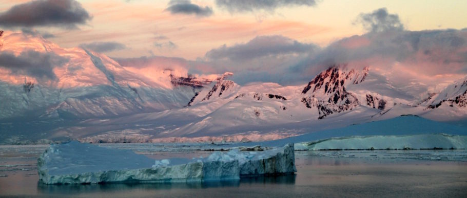 Vista da península Antártica