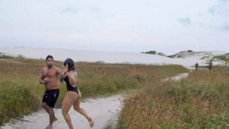 Lutadora de MMA entra em confronto com homem que se masturbava em praia no RJ