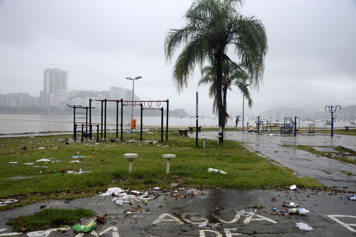 Sobe Para 10 O Número De Mortos Após Temporal No Rio