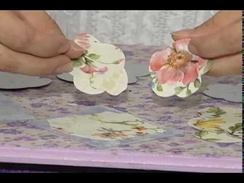 Aprenda a fazer flores com retalhos de tecido