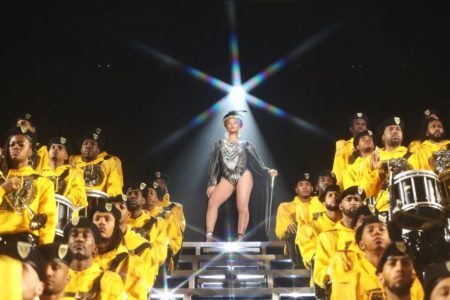 Fãs da Beyoncé vão se encontrar para coreografar e discutir o assunto do momento: o documentário Homecoming, da Netflix, com a apresentação da artista no Coachella