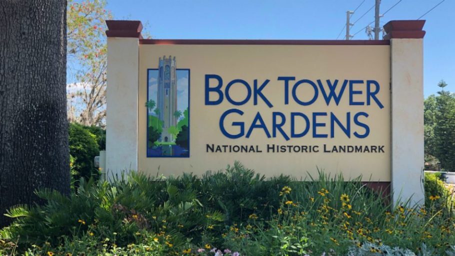 O Bok Tower Gardens integra a lista de lugares históricos dos Estados Unidos