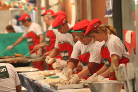 Mamas da Festa de San Gennaro vão preparar aquela macarronada à moda italiana para o arraial da paróquia