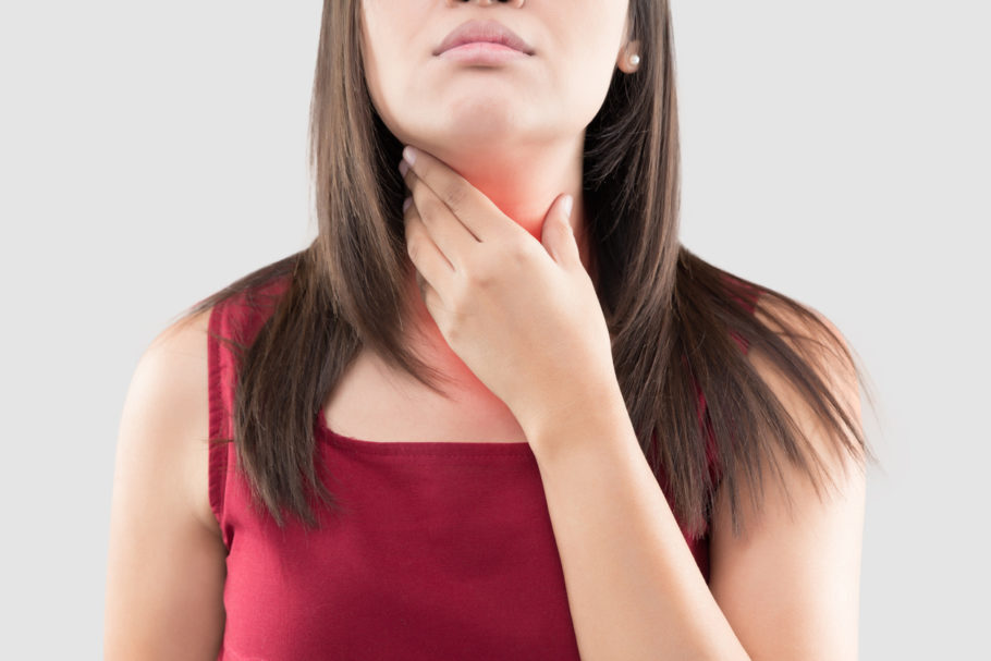 Muitas vezes, durante as crises de refluxo, o líquido estomacal retorna até a boca