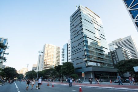 Sesc Paulista apresenta o projeto ‘Música Para’, onde são propostas novas mediações musicais entre os frequentadores, os espaços físicos do prédio e os ruídos dos entornos da Avenida Paulista