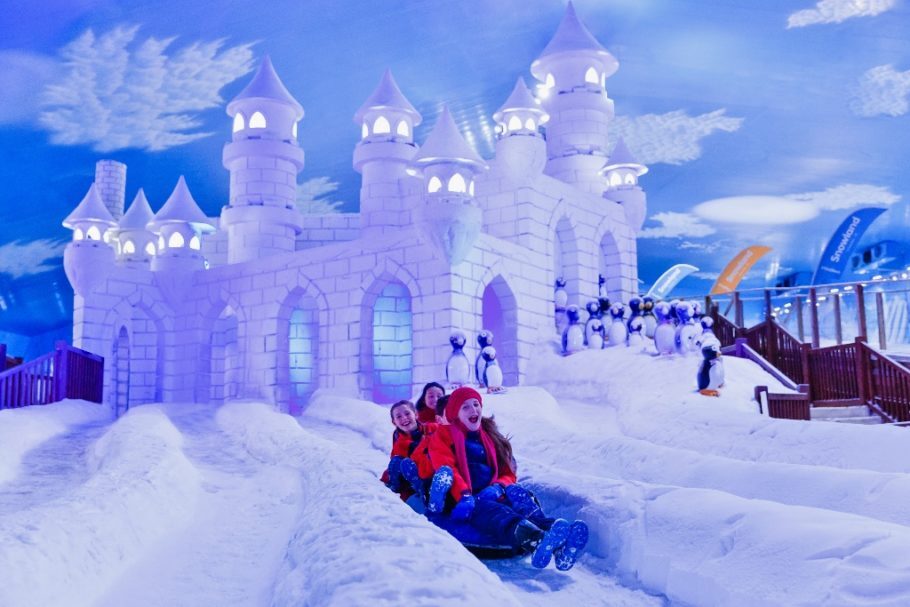 Parque tem atividades na neve em Gramado