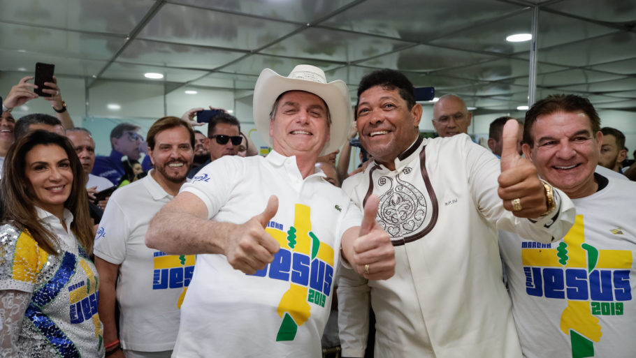 Bolsonaro e o pastor Waldemiro Santos na Marcha para Jesus em São Paulo