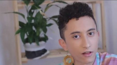Gabriel Felizardo, filho do cantor Solimões, falou sobre a reação do pai ao descobrir que ele é gay