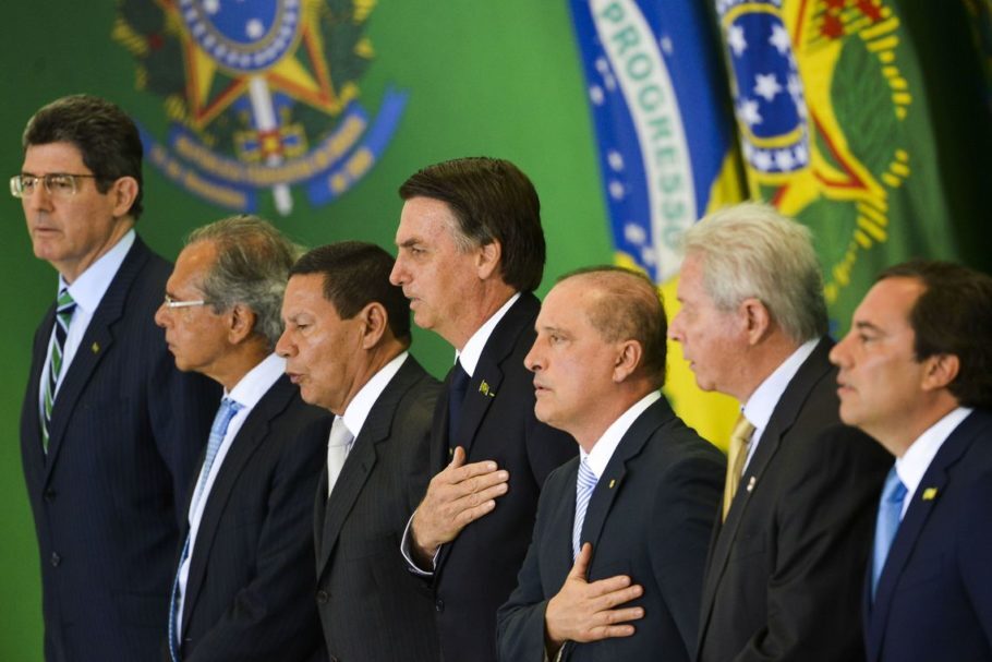 A partir da esquerda, Joaquim Levy, durante a cerimônia de posse como presidente do BNDES