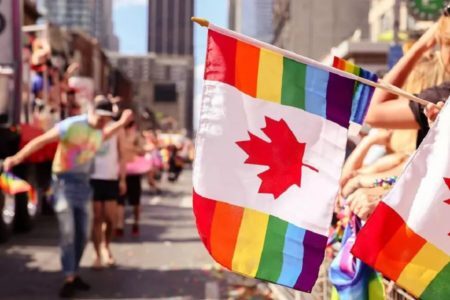 Parada Gay de Toronto, no Canadá, é uma das maiores do mundo