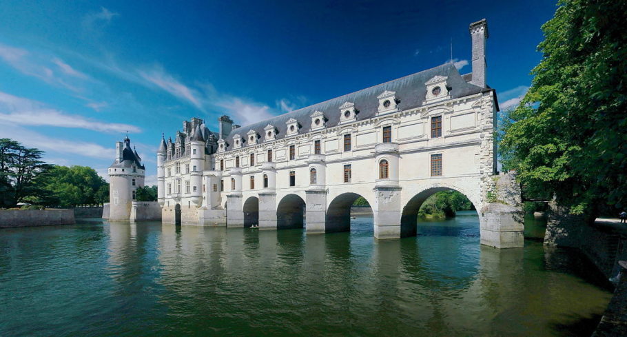 Os arcos da ponte do Château de Chenonceau