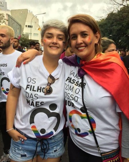 Contempladas pela ZenCAP, Geovana e Aurea curtiram juntas a 23º Parada LGBT