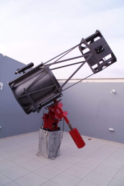 O novo telescópio refletor de 650mm de abertura