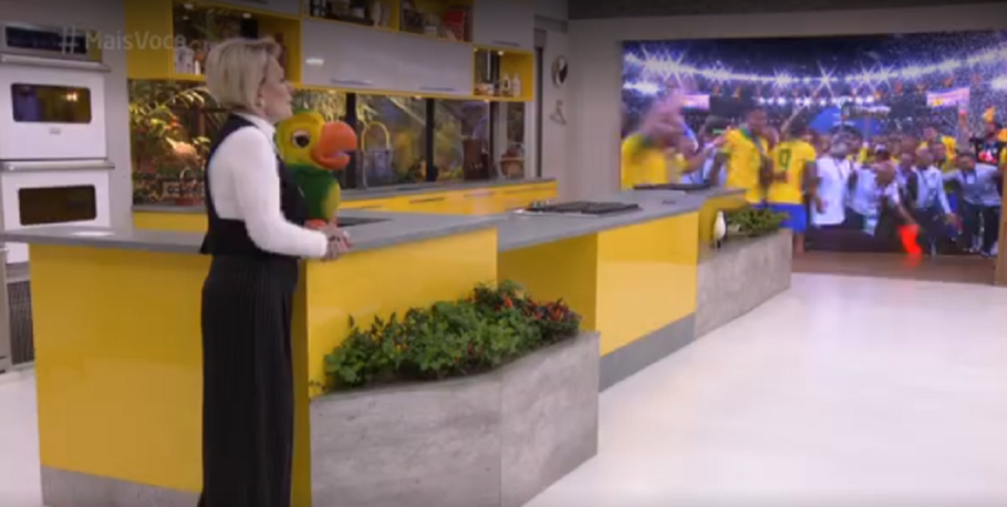 A apresentadora Ana Maria Braga e o Louro José falam sobre a seleção brasileira na Copa América