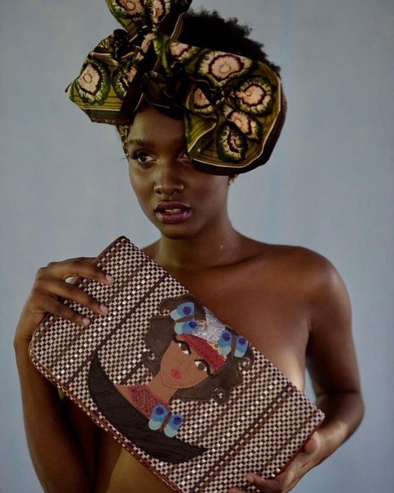 Mônica Brasis