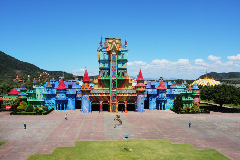O Beto Carrero World é o único parque de diversões brasileiro na lista dos 25 melhores do mundo