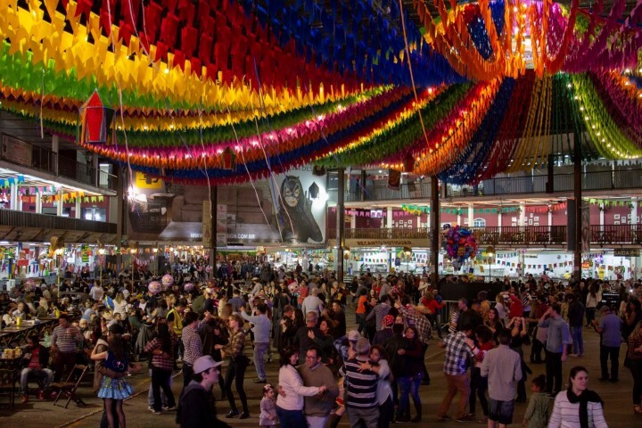 O Centro de Tradições Nordestinas cumpre a missão de reunir os sotaques, cores e sabores da região mais arretada do Brasil