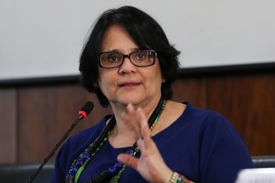 A ministra da Mulher, da Família e dos Direitos Humanos, Damares Alves