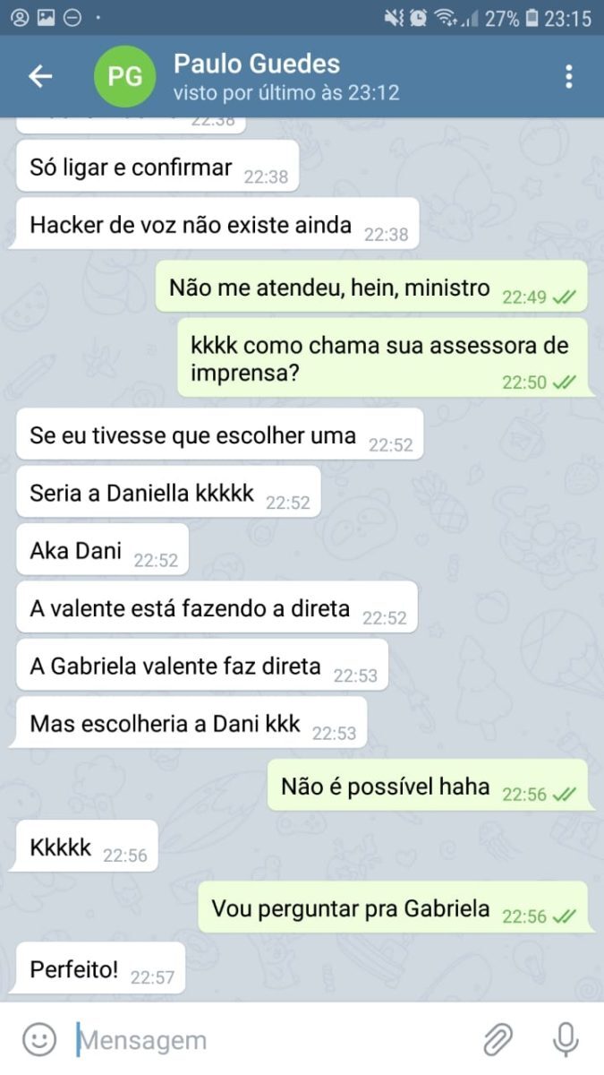 Trecho da conversa entre o jornalista Renan Barbosa e o hacker que invadiu o celular do ministro da Economia