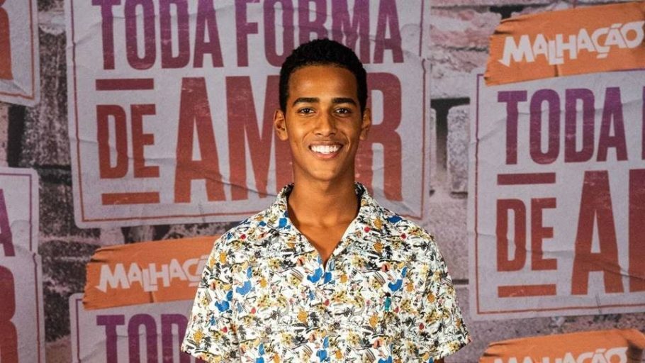 O ator João Pedro Oliveira afirma ter sofrido racismo na portaria da TV Globo, no Rio