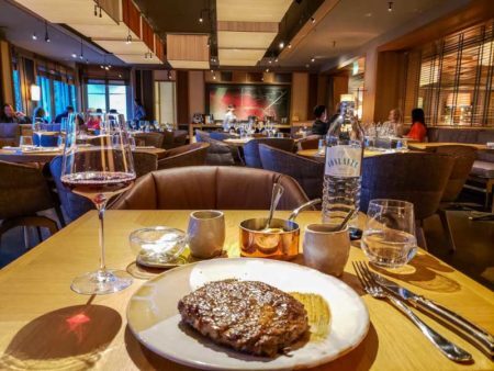 Steaks selecionadas no The Louis Grill Room em Munique
