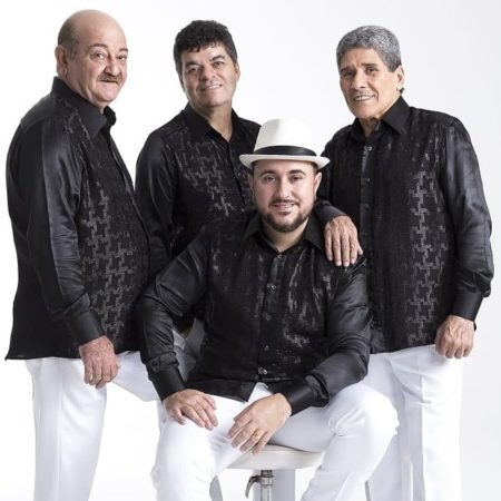 O grupo Demônios da Garoa apresenta os sucessos “Trem das Onze”, “Saudosa Maloca”, “O Samba do Arnesto”, entre outros