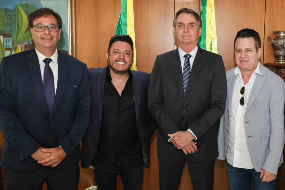 Bolsonaro nomeou so sertanejos Bruno e Marrone como embaixadores do turismo brasileiro