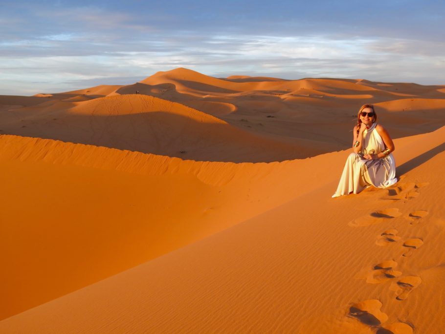 A imensidão do deserto do Saara, no Marrocos