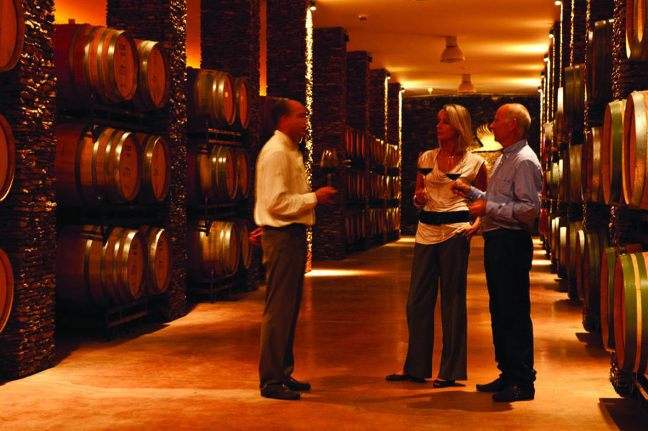A maioria das vinícolas alentejanas oferecem tours e degustação
