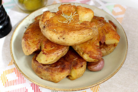 Batatas ao murro quentinhas e deliciosas