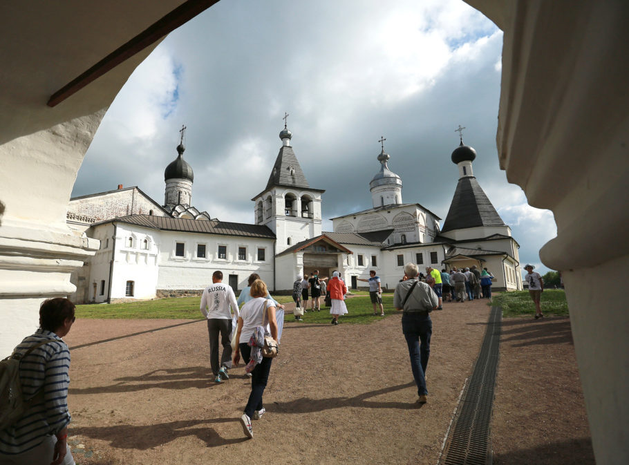 Monastério Ferapontov é considerado um dos mais belos exemplos de arte e arquitetura medieval russa, razão pela qual está na lista do Patrimônio Mundial da Unesco