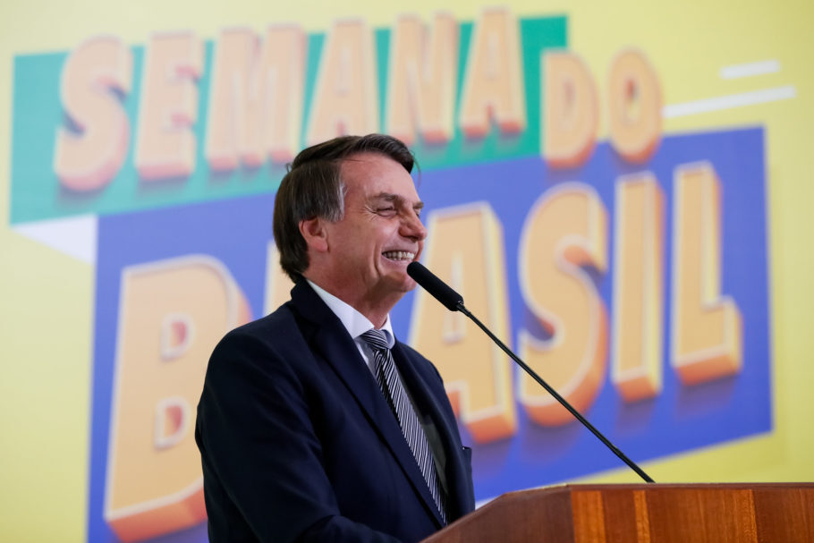 Bolsonaro durante cerimônia de lançamento da Campanha Semana do Brasil