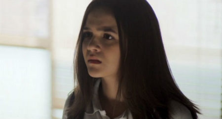 Cássia (Mel Maia) ficará apavorada com pedófilo em “A Dona do Pedaço”