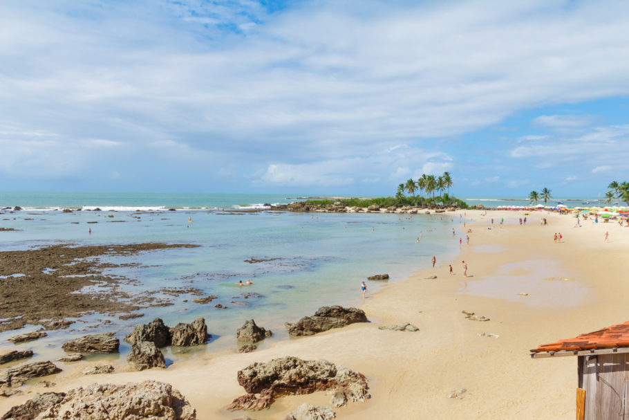 Praia em Morro de São Paulo, município-arquipélago de Cairu (BA), é um dos destinos com pacotes de viagem em promoção