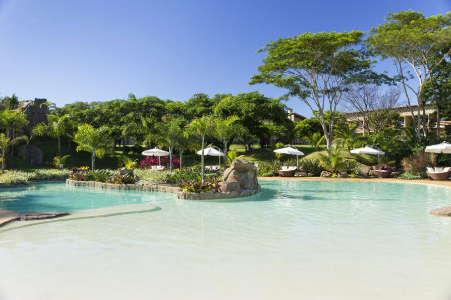 A piscina praia do Santa Clara Eco Resort