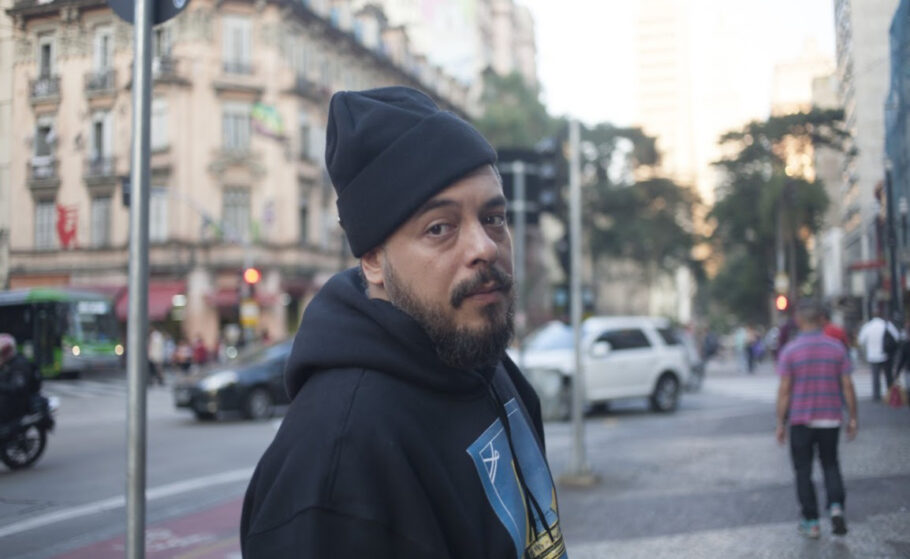 O rapper Rodrigo Ogi será o convidado do Clube de Leitura do Rap