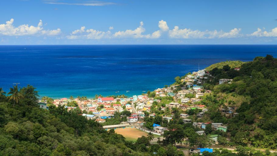 Vista da pequena Soufrière, no Caribe