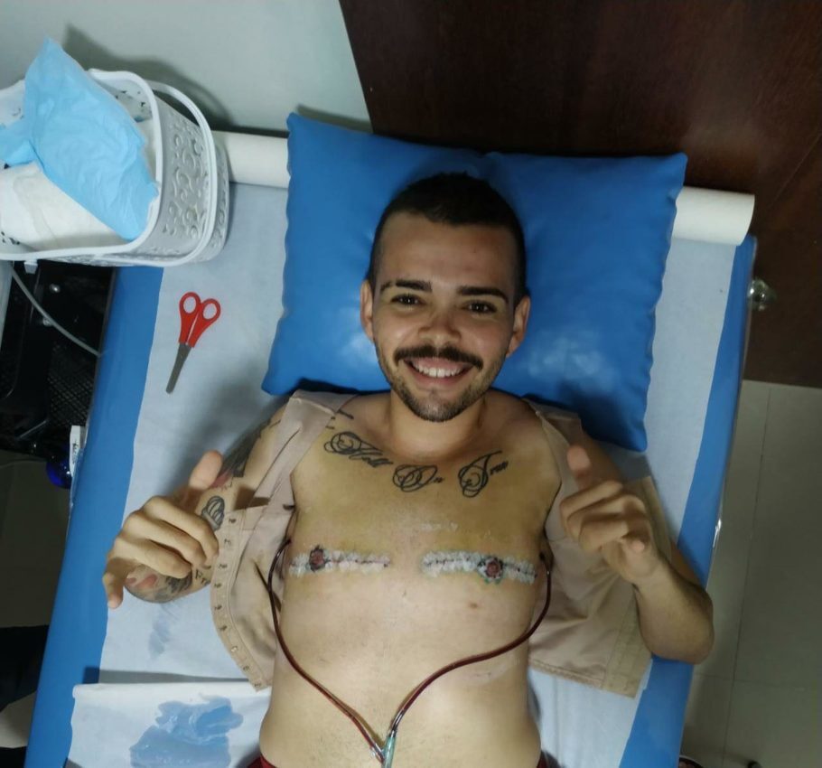 Carlos Vitor fez a cirurgia em Natal, no Rio Grande do Norte
